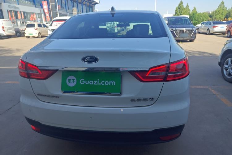Used Ford Escort 2019 Revised 1.5L Automatic ZhiXiang Version (Tire Pressure Monitoring) China VI Standard
