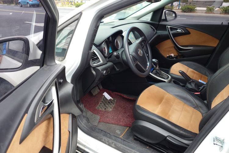 Used Buick GT 2014 XT 1.6L Automatic Comfort Edition