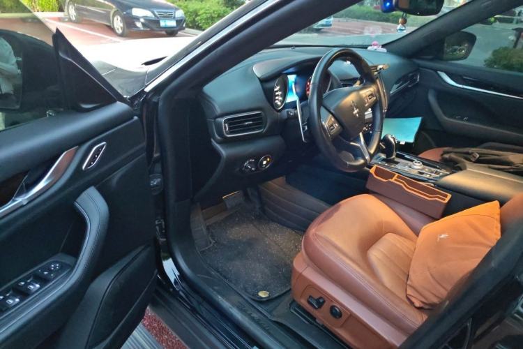 Used Maserati Levante 2018 3.0T Standard Edition Driver Seat