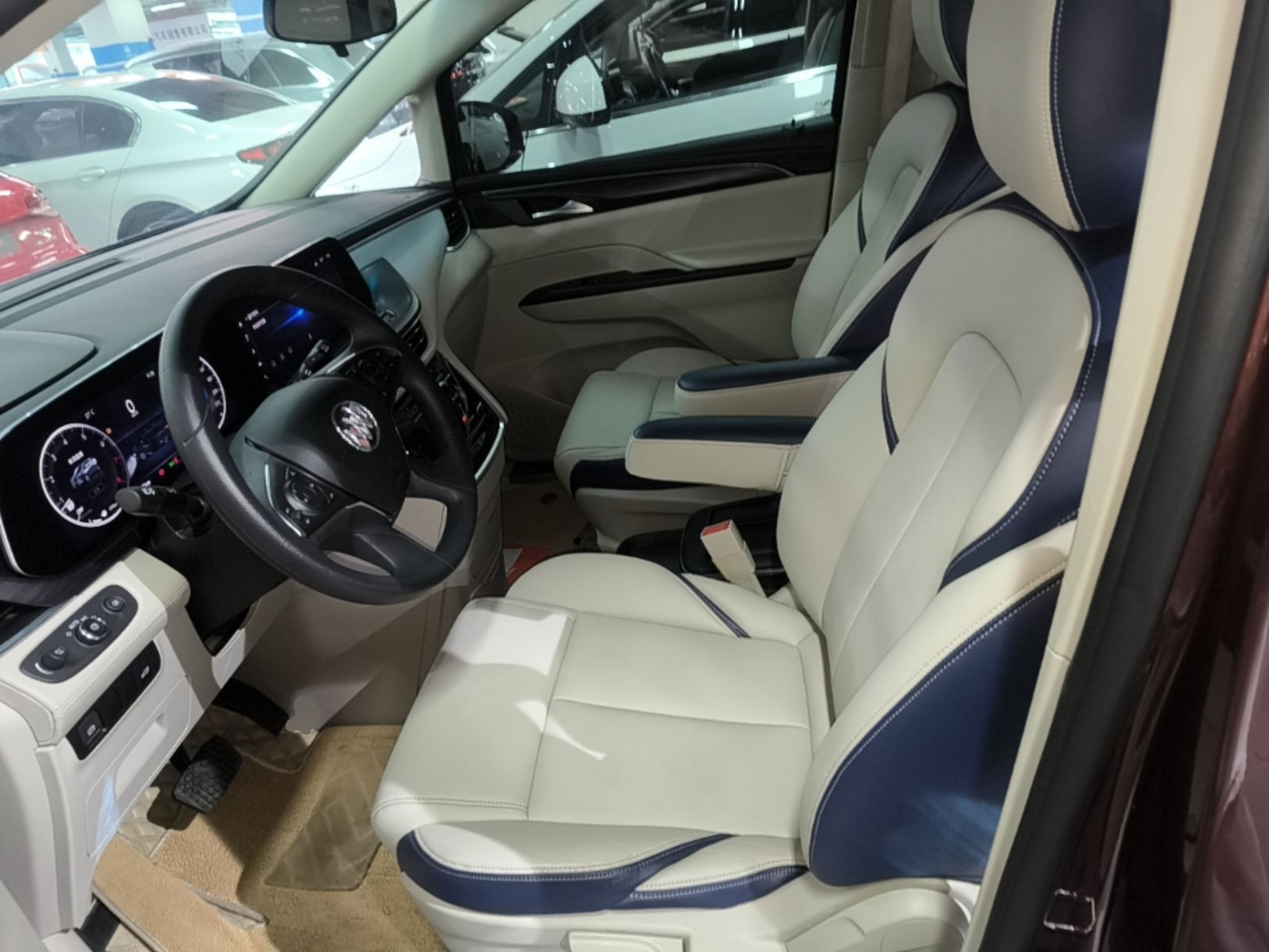 Interior delantero