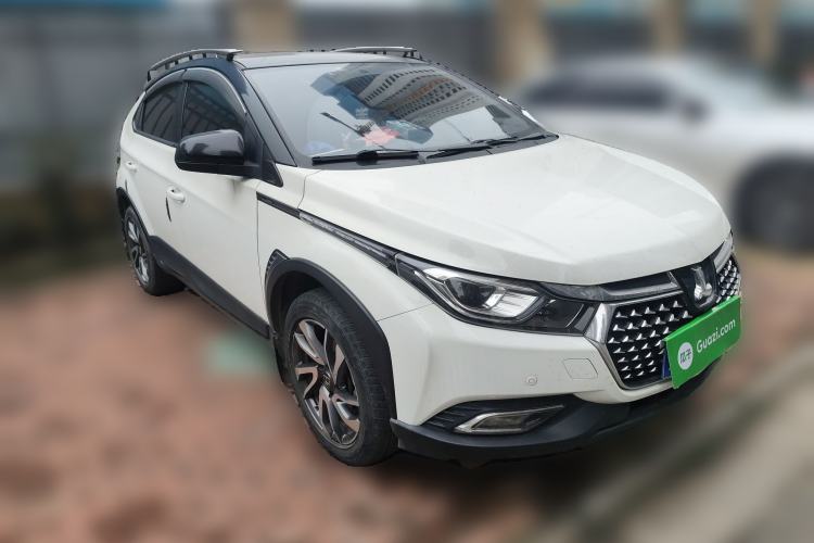 Used Luxgen U5 SUV 2017 1.6L CVT Prestige Edition