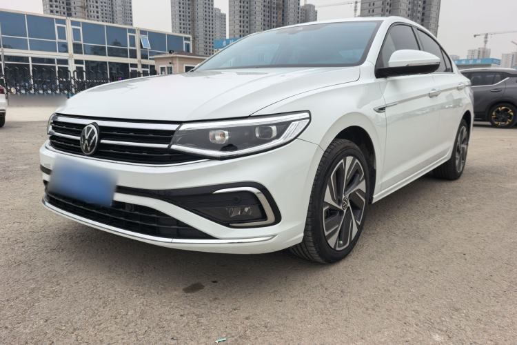 Used Volkswagen Bora 2023 300TSI DSG Prestige Edition