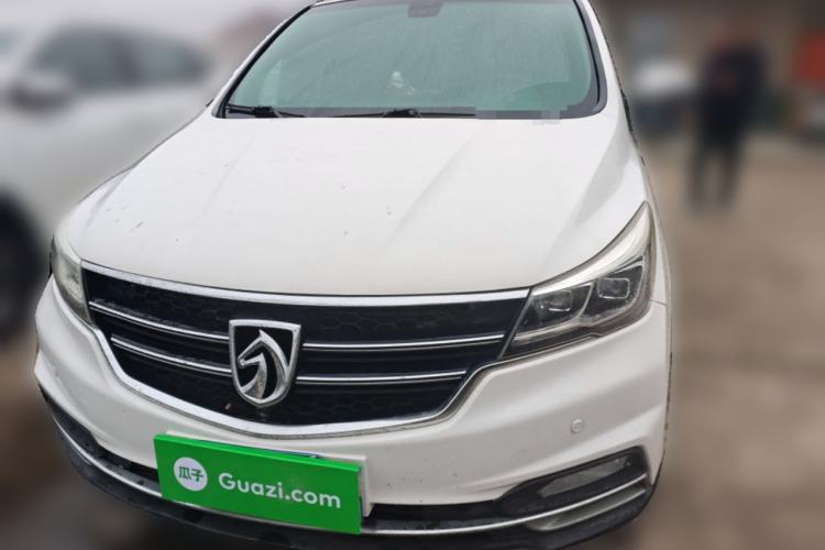 Used Baojun 730 2017 1.5T Manual Prestige Version 7 Seats
