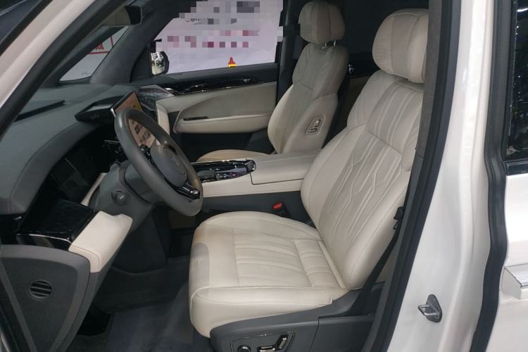 Used Zeekr 009 2022 WE Edition
