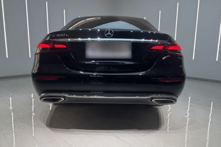 Used Mercedes-Benz E-Class 2023 Updated E 300 L Fashion Edition
