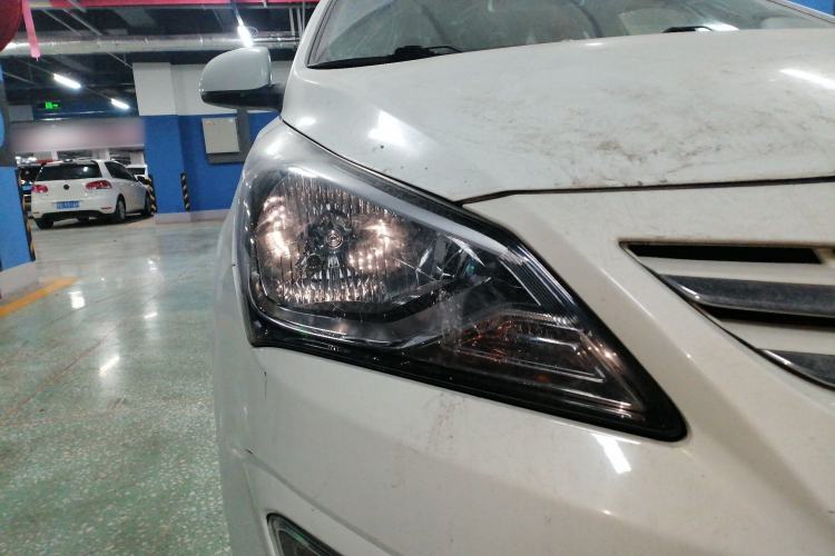 Used Hyundai Verna Ray 2014 1.4L Automatic GLX