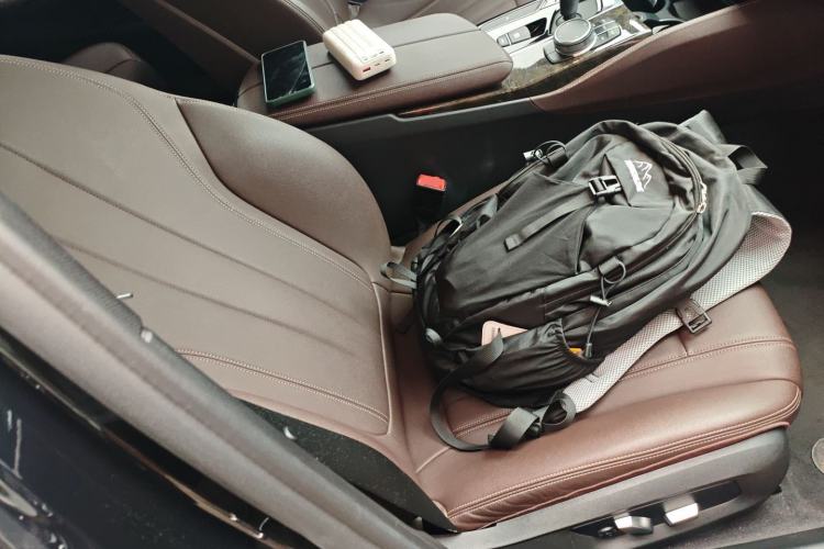 Used BMW 5 Series 2020 525Li M Sport Package Right Front Seat