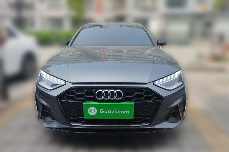 Used Audi A4L 2023 40 TFSI Luxury Dynamic Model
