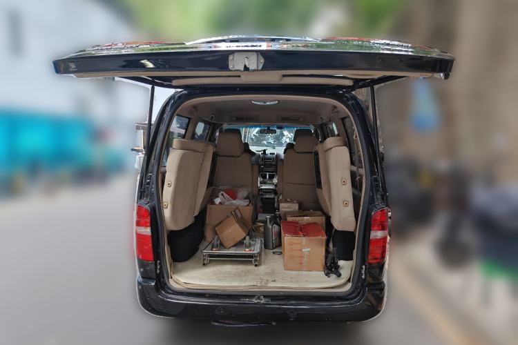 Used Jinbei Grace 2010 2.0L Ruixiang Luxury Version (Short Wheelbase) 1TR Trunk