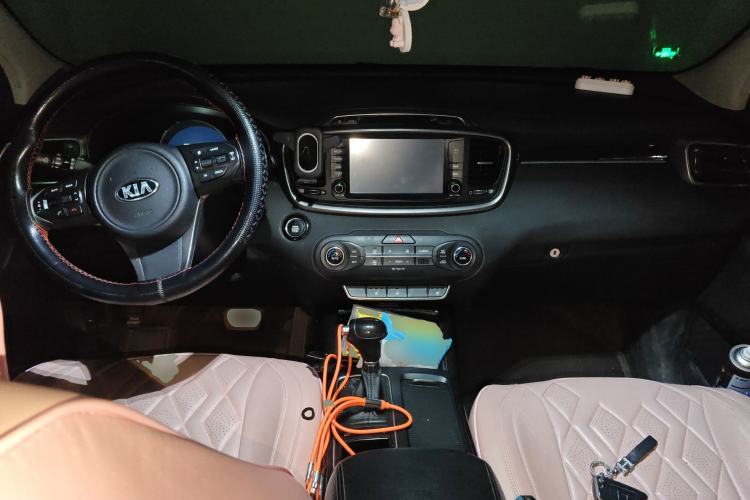 Used Kia Sorento 2015 Sorento L 2.4L Gasoline 4WD Elite Edition 7 Seats China IV Standard