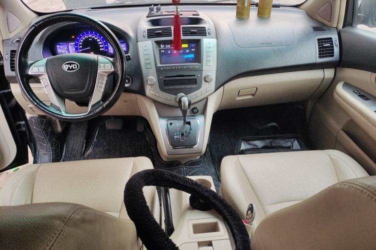 Used BYD S6 2011 2.4L Automatic Luxury Edition