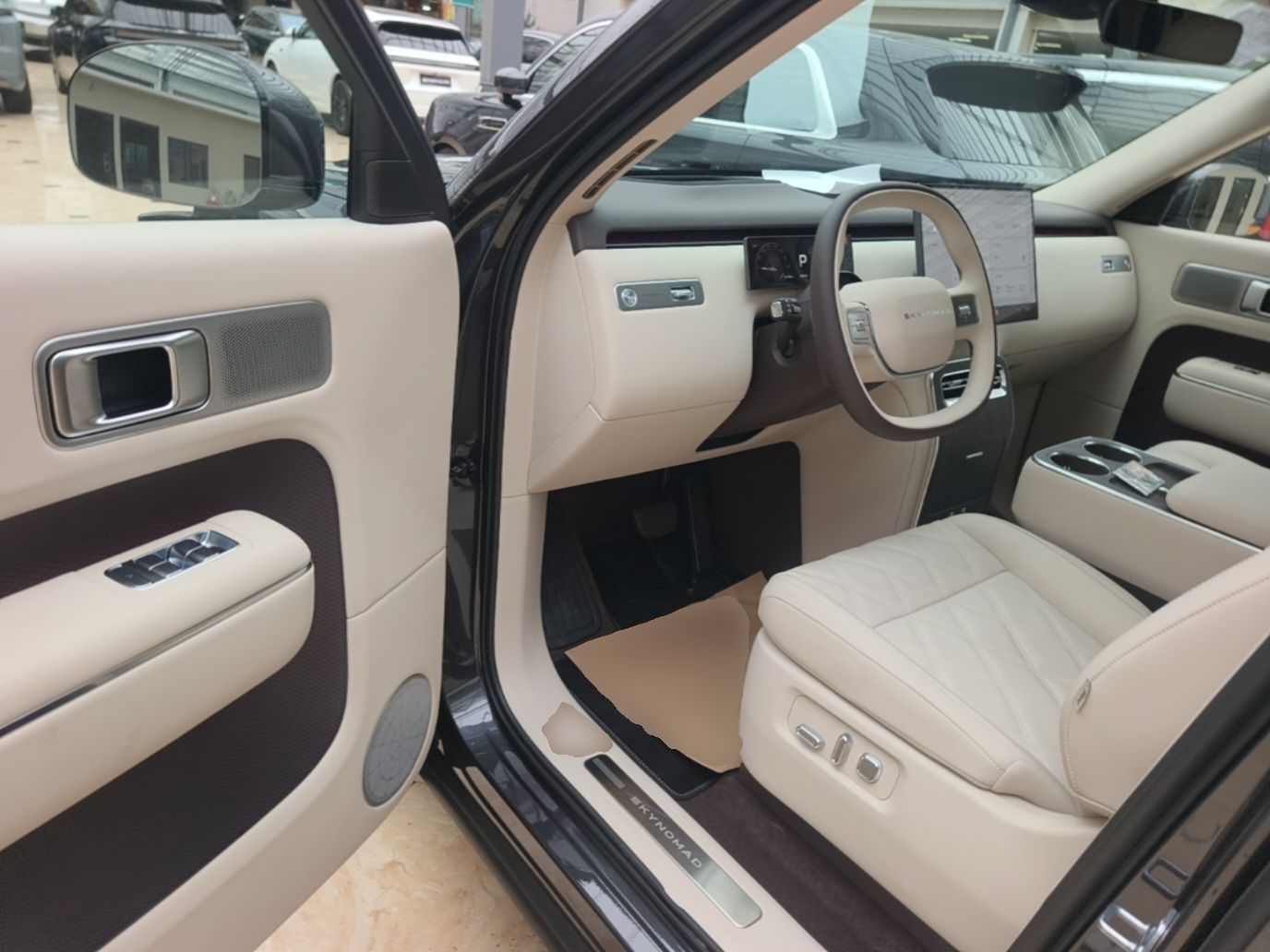 Xiaomi Auto Pengcheng N90 2026 Model Max (7-seater) — снимка 18