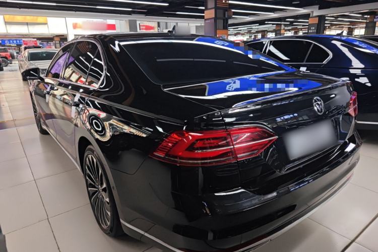 Used Volkswagen Phideon 2021 380TSI Prestige Edition
