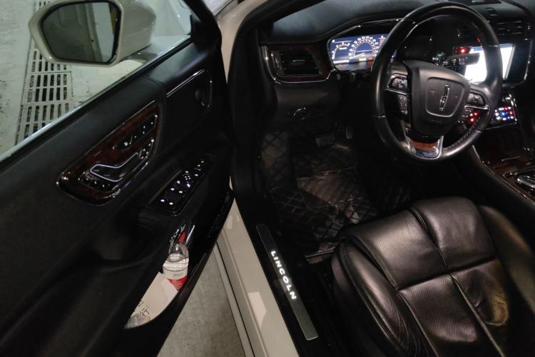 Used Lincoln Continental 2019 2.0T Two-Wheel Drive Prestige Version China VI Standard
