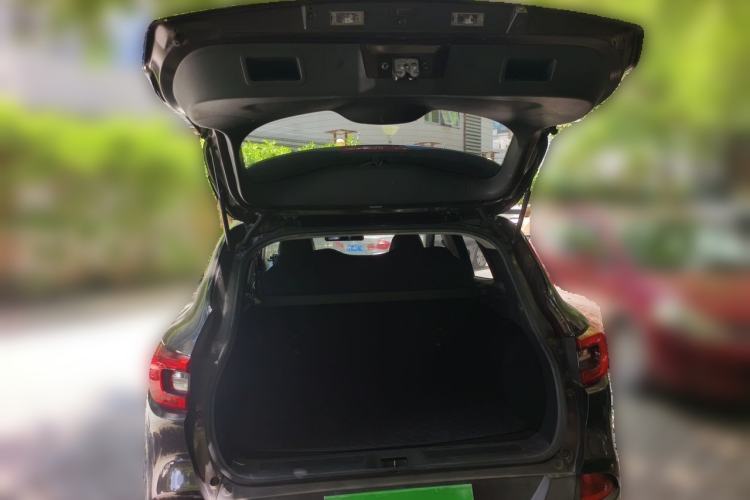 Used Renault Kadjar 2017 2.0L Two-Wheel Drive Luxury Edition
