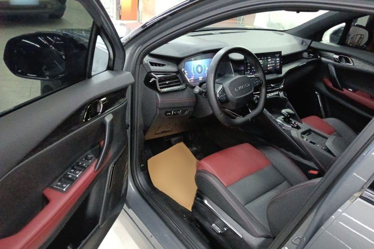 Used Lynk & Co 06 2020 1.5T JinPro model
