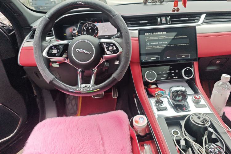 Used Jaguar F-PACE 2024 P250 R-Dynamic SE