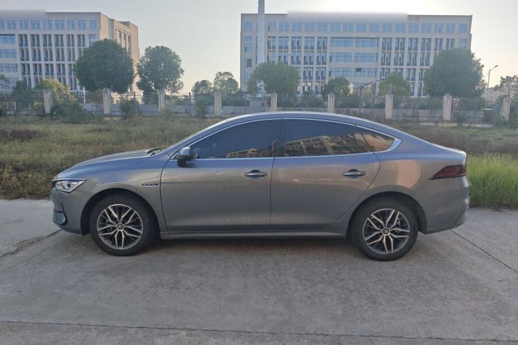 Used BYD Qin PLUS 2024 Honor Edition EV 420KM Leading Model