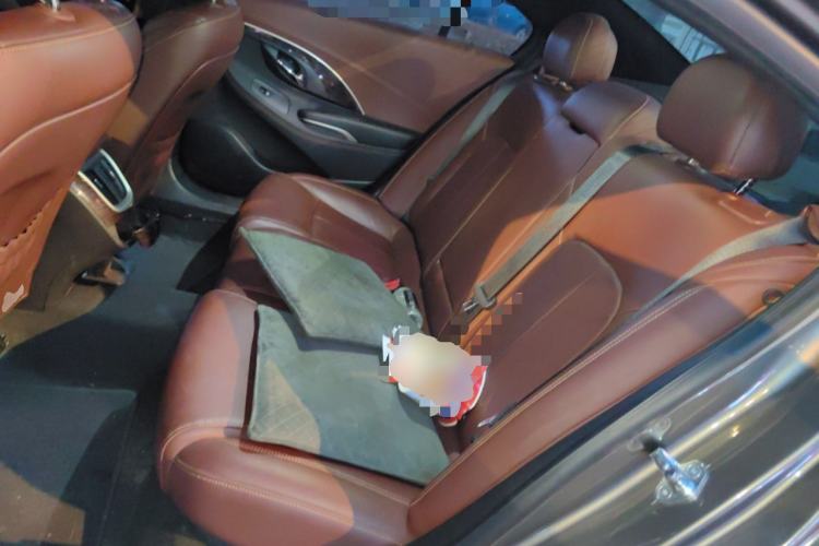 Used Buick LaCrosse 2013 2.4L SIDI Elite Comfort Version Left Rear Seat