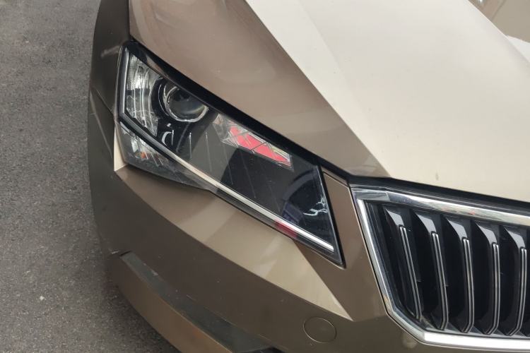 Used Skoda Superb 2016 TSI280 DSG Advanced Edition Exterior 6