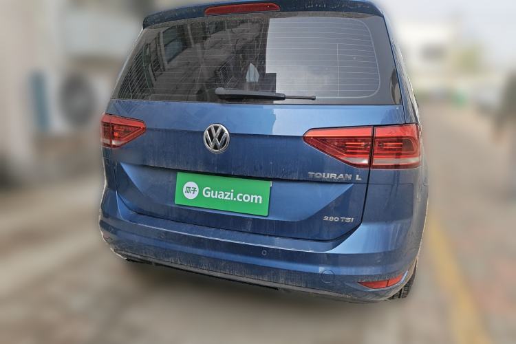 Used Volkswagen Touran 2016 Volkswagen Touran L 280TSI DSG Comfort Edition