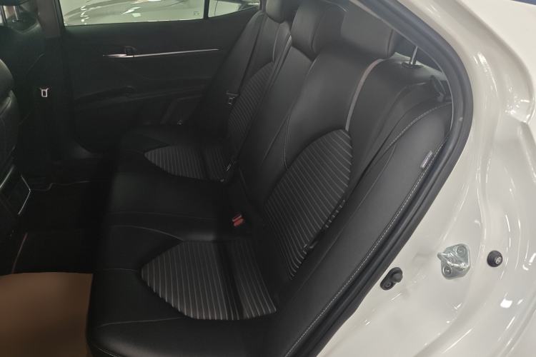 Used Toyota Camry 2023 2.0S Knight Edition