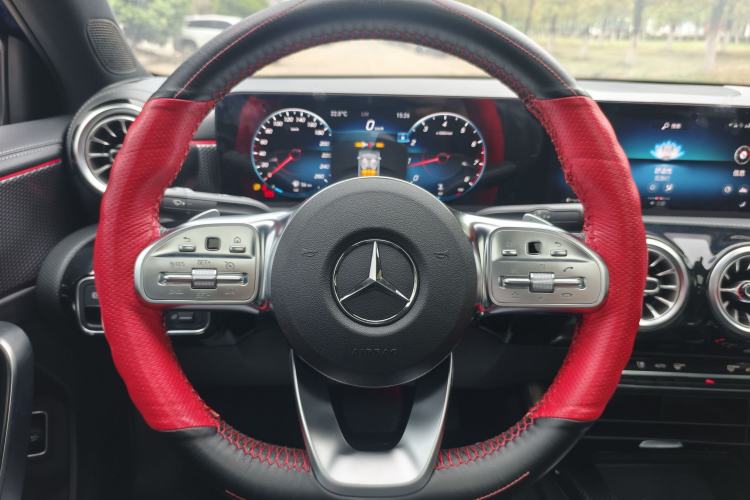 Used Mercedes-Benz A-Class 2022 Restyled A 200 L Sport Sedan Fashion Version Steering Wheel