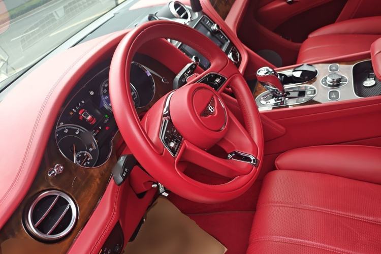 Used Bentley Bentayga 
