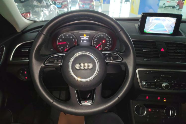 Used Audi Q3 2018 30th Anniversary Edition 35 TFSI Fashion Model Steering Wheel