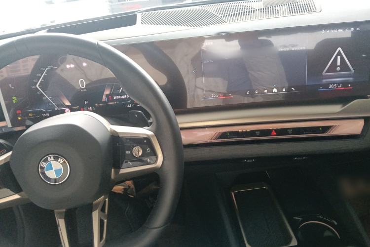 Used BMW 5 Series 2025 530Li Luxury Edition M Sport Package