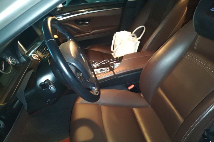 Used BMW 5 Series 2014 525Li Luxury Design Package
