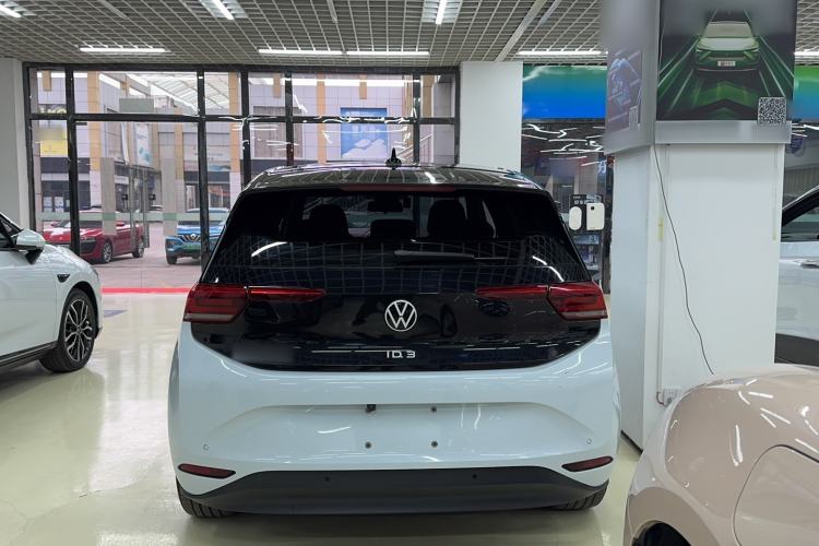 Used Volkswagen ID.3 2022 Active Pure Intelligent Enjoyment Edition
