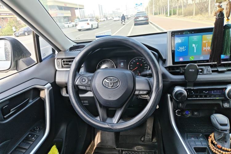 Used Toyota Wildlander 2022 2.0L CVT Two-Wheel Drive Leading Edition Steering Wheel