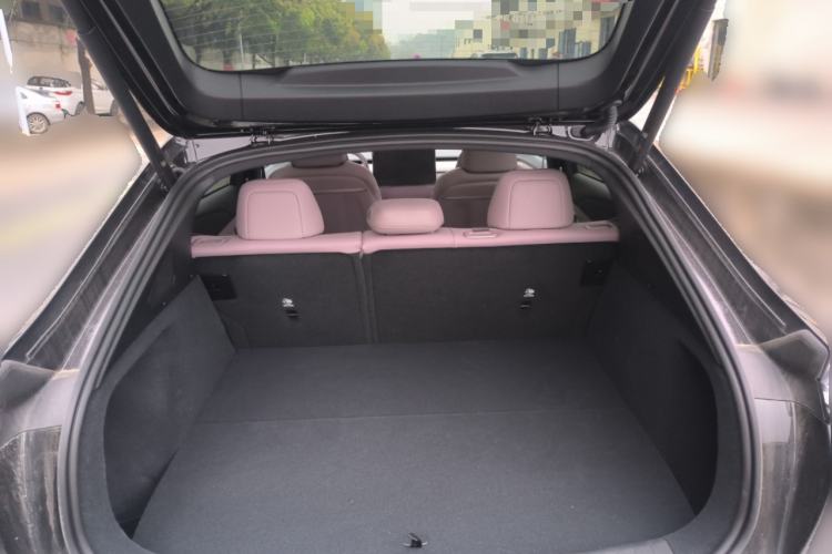 Used ONVO L60 2025 Model—60 kWh Rear-Wheel-Drive Version Trunk