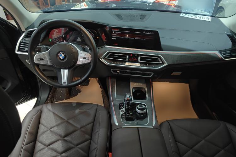 Used BMW X5 2022 Restyled xDrive 30Li M Sport Package
