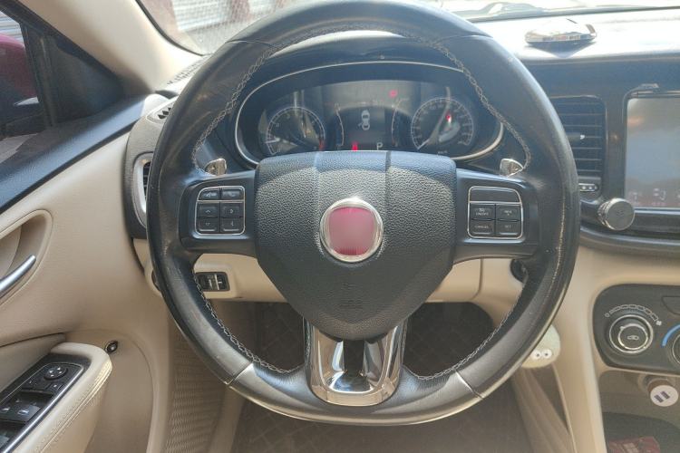 Used Fiat Viaggio 2012 1.4T Automatic Jingxiang Edition Steering Wheel