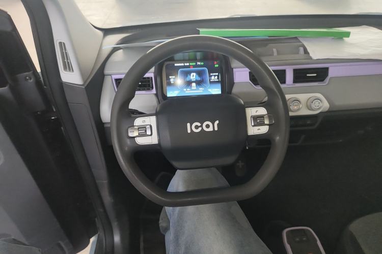 Used Chery QQ Ice Cream 2022 170km Sundae Phosphate Lithium-Ion Steering Wheel