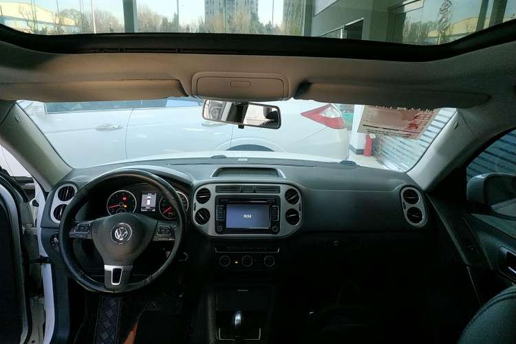 Used Volkswagen Tiguan L 2013 1.8TSI Automatic Two-Wheel Drive Luxury Model