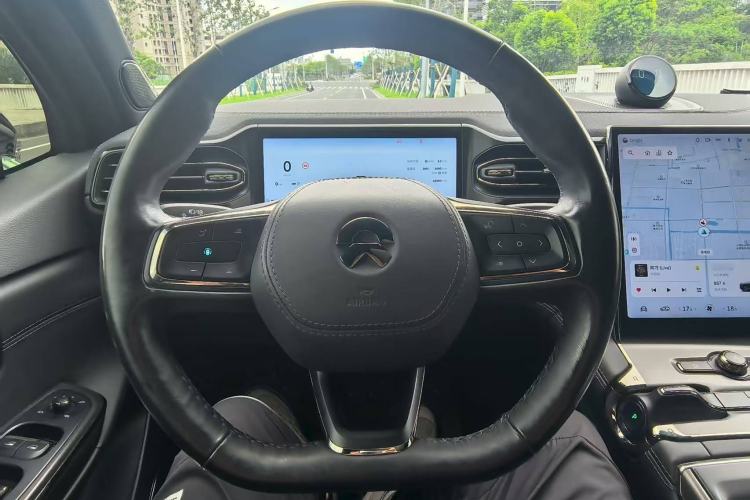Used Nio ES6 2022 75 kWh Sport Edition
