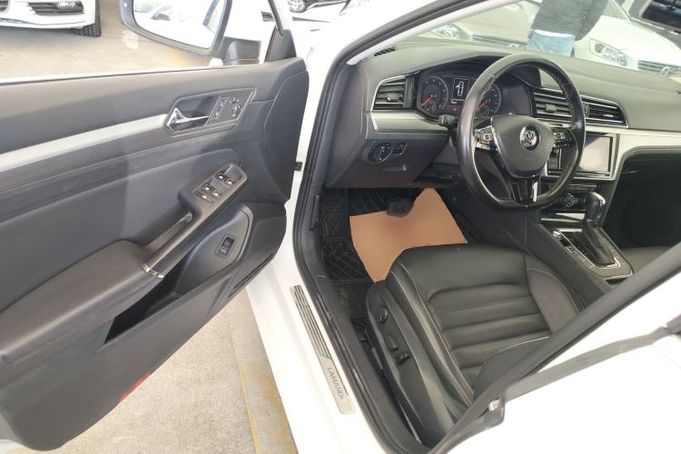Used Volkswagen Lamando 2019 280TSI DSG Comfort Edition China VI standard
