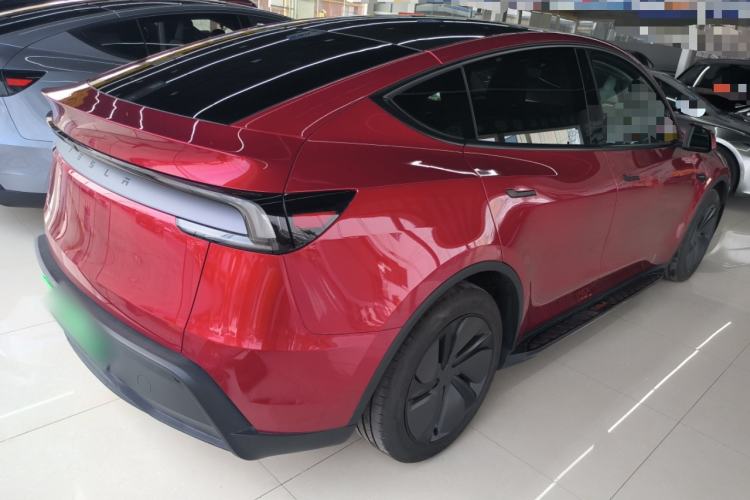 Used Tesla Model Y 2025 Rear-Wheel-Drive Version
