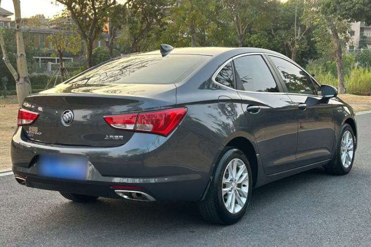 Used Buick Verano 2018 Sedan 20T Dual-Clutch Leading Model
