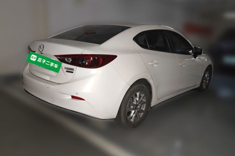 Used Mazda 3 Axela 2017 Sedan 1.5L Automatic Luxury Model Emission Standard China V
