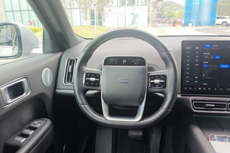 Used Li Auto L8 2023 Pro Model
