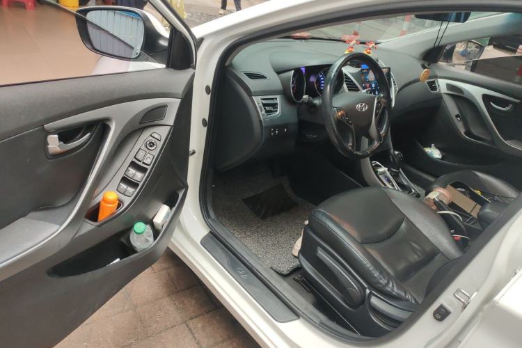 Used Hyundai Elantra (5th Generation / Langdong) 2015 1.6L Automatic Luxury Model

