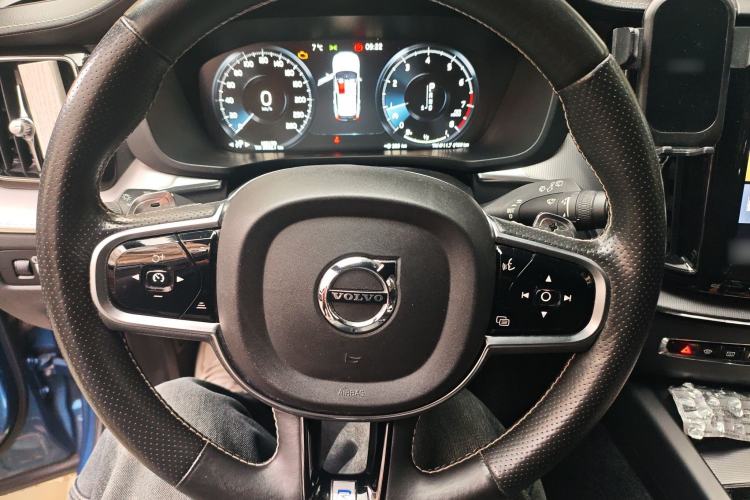 Used Volvo XC60 2018 T5 4x4 Zhiya Sport Edition
