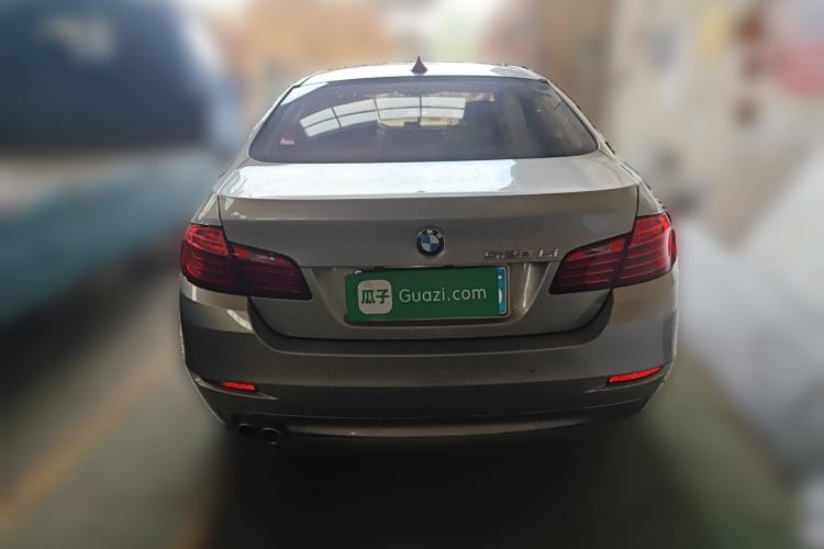 Used BMW 5 Series 2014 528Li Leading Model
