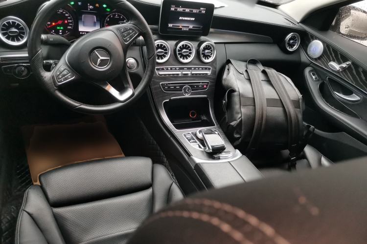 Used Mercedes-Benz C-Class 2015 Restyled C 180 L Sport Edition Center Console