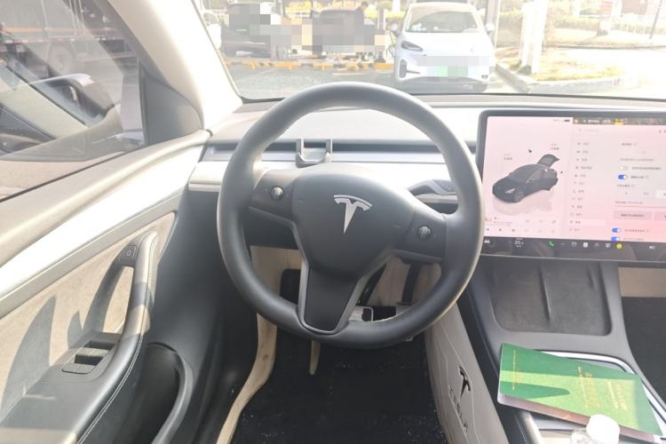 Used Tesla Model Y 2023 Rear-Wheel-Drive Version
