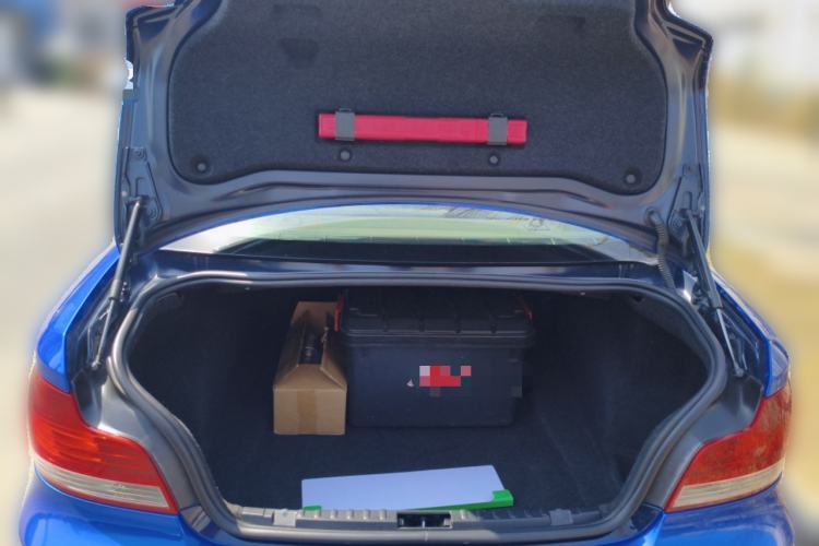 Used BMW 1 Series 2011 120i two-door coupe
